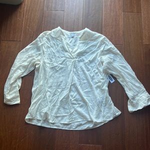 OLD NAVY BNWT CREAM EYELET TOP! Size XL